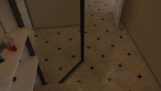 Сисястая деваха в чулках красиво шпилится раком перед камерой №1