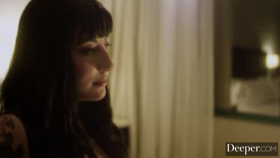 Худенькую Charlotte Sartre жестко прут с элементами БДСМ №2