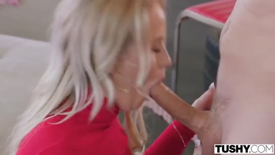 Рабочий пенис без остановки дербанит попку Лайлы Лав №2