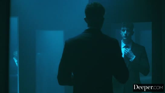 Octavia Red ловит кайф на большом пенисе №1