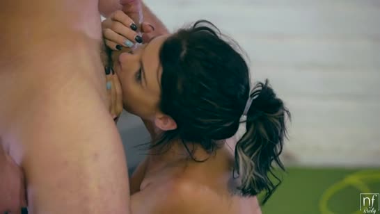 Спортсменка Peta Jensen с удовольствием прокатилась на члене №5