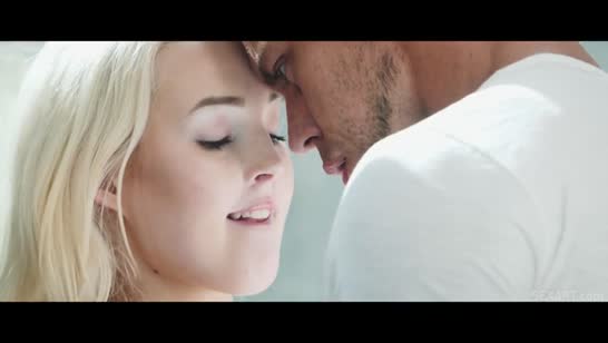 Красивая Lovita Fate наслаждается романтичным трахом №2