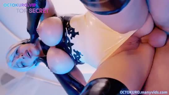 Масляная Octokuro в латексе балуется дилдо и прыгает на члене №8