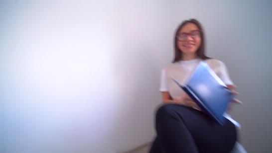 Русская чика в красном белье снимает шикарную домашку №1