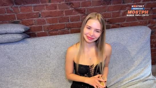 Уговорил русскую блондинку на перепихон №2